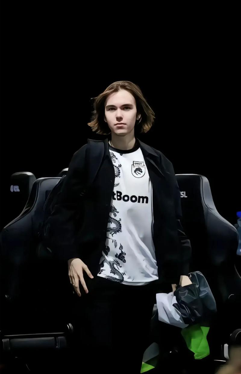 EDG教练明凯有可能下课？