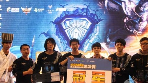 数学轶事：解析“图灵”对计算机逻辑的构建与早期博弈机型的设想。（数学逸闻：图灵如何奠定计算机逻辑并设想早期博弈机器）